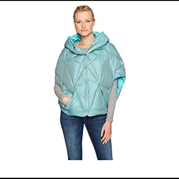 NWT SPYDER Solitude Down Poncho - Picture 1 of 5